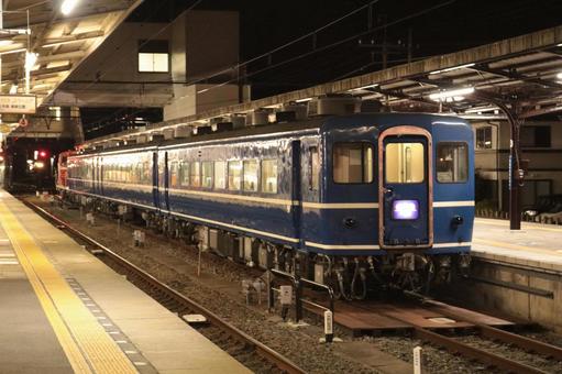 旅立ち前の静寂 旅立ち前の静寂 旅立ち,郷愁,寝台列車の写真素材