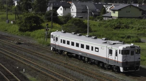 キハ40-1747追分駅4番線入線指示 キハ40-1747追分駅4番線入線指示 キハ40,入れ替え信号機,キハ40リバイバルカラーの写真素材