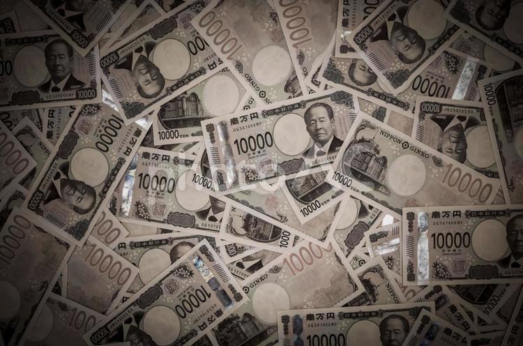 一万円札が敷き詰められたネガティブな画像 ネガティブ,裏金,暗いの写真素材