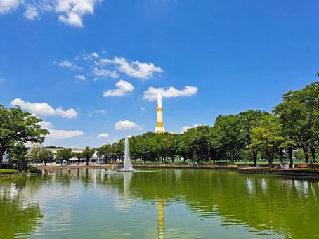つくば市のH-Ⅱロケットの見える風景 つくば市のH-Ⅱロケットの見える風景 筑波研究学園都市,つくばエキスポセンター,hーⅱロケットの写真素材