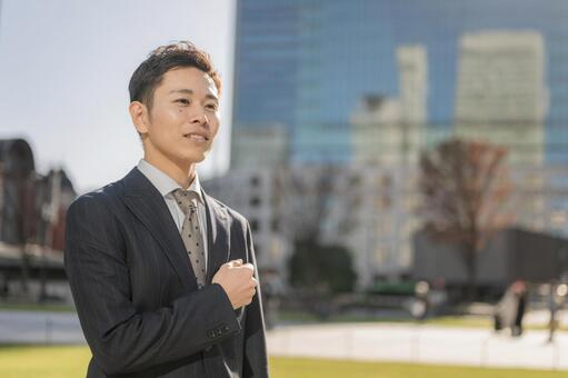 都会とビジネスマン ビジネスマン,男性,若手の写真素材