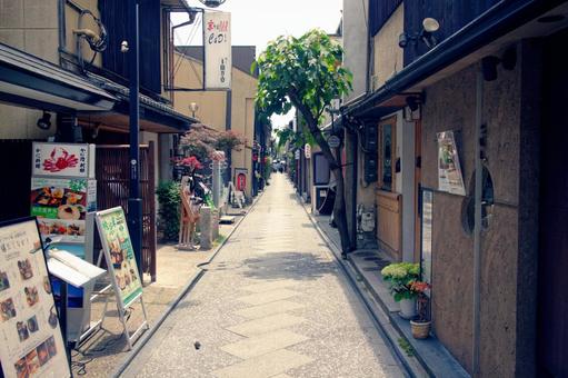 京都 京都 京都,路地,三条の写真素材
