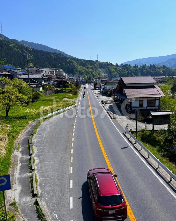 道路 道路,車,センターラインの写真素材