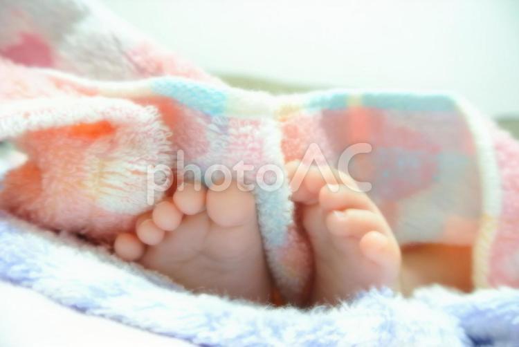赤ちゃんの足５ 赤ちゃん,足,やわらかいの写真素材