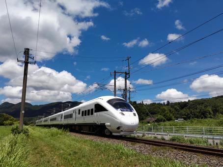 日豊本線の夏を走る885系「ソニック」 ８８５系,ソニック,特急の写真素材