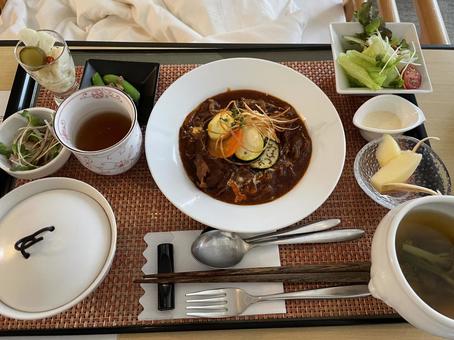 豪華な病院食 ビーフシチュー 豪華な病院食 ビーフシチュー 病院食,豪華,ランチの写真素材