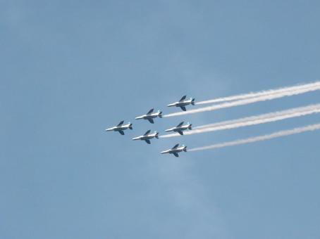 ブルーインパルス ブルーインパルスの写真