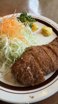 カツ定食　六文銭食堂 カツ,ソースカツ丼,キャベツの写真素材