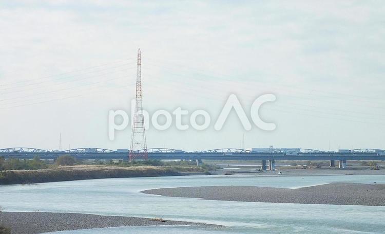 天竜川と鉄橋とバイパス道路風景 鉄橋,橋,天竜川の写真素材