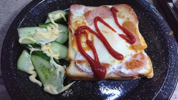 朝ごはんの写真