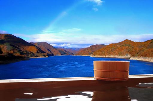 A spectacular open-air bath where you can enter while watching the autumn leaves and the rainbow, JPG A spectacular open-air bath where you can enter while watching the autumn leaves and the rainbow, hot spring, outdoor bath, bath, JPG