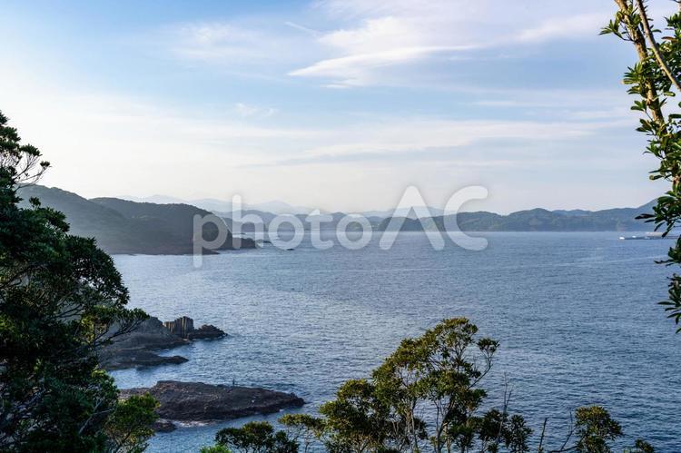細島灯台（宮崎県日向市）から見た景色 海,海景,海岸の写真素材