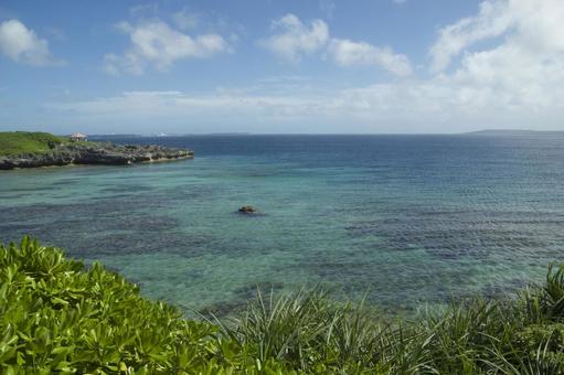 晴れた日の宮古島の海 晴れた日の宮古島の海 海,風景,沖縄の写真素材