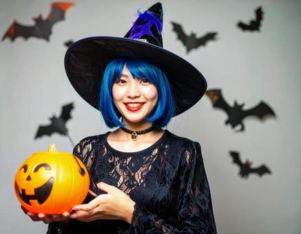 笑顔のハロウィン女子 笑顔のハロウィン女子の写真