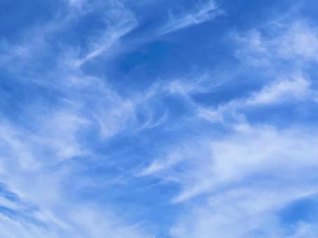 雲のある夕空の写真