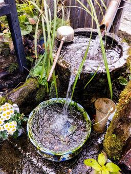 温泉饅頭屋さんの湧き水 塩原温泉,湧き水,清水の写真素材