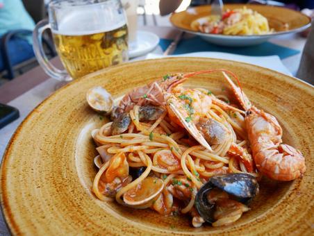 ベネチア産シーフードパスタ ランチ,麵,パスタの写真素材