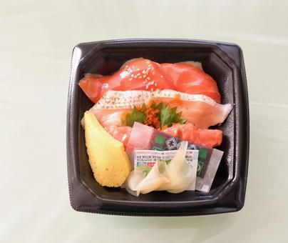 3種のサーモン丼 小袋調味料 サーモン,鮭,サーモン丼の写真素材