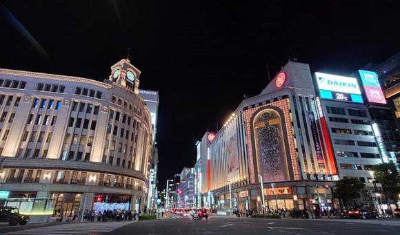 銀座四丁目交差点 銀座四丁目交差点 銀座四丁目,交差点,東京都中央区の写真素材
