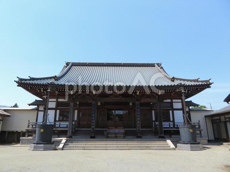 伊勢原市洞昌院本堂 洞昌院,本堂,お寺の写真素材