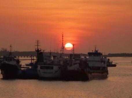 バリ島夕日 バリ島夕日の写真