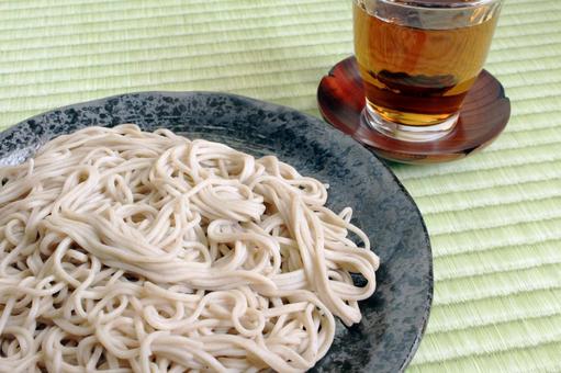 ざるそばと麦茶 ざるそばと麦茶 ざるそば,そば,麺の写真素材