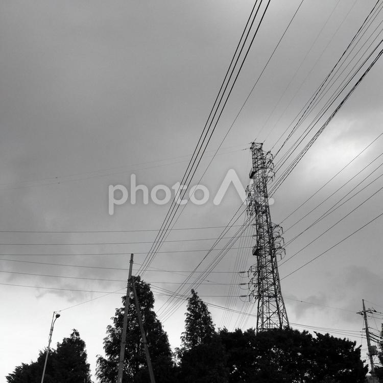 鉄塔がある風景 鉄塔,送電線,電線の写真素材