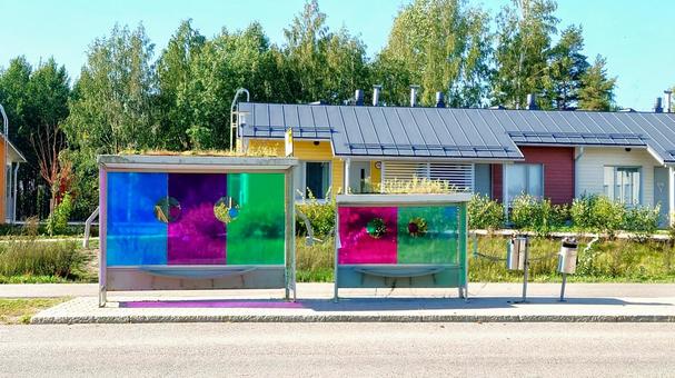 北欧のカラフルなバス停 北欧のカラフルなバス停 バス停,カラフル,可愛いの写真素材