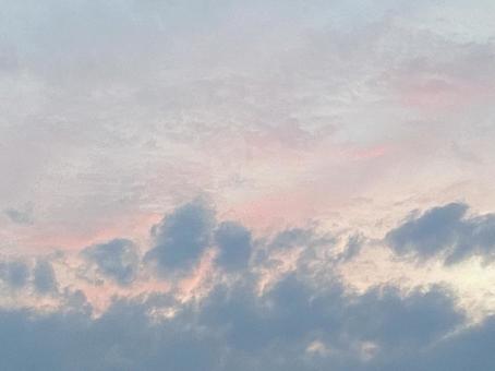 薄桃色の空 薄桃色の空の写真