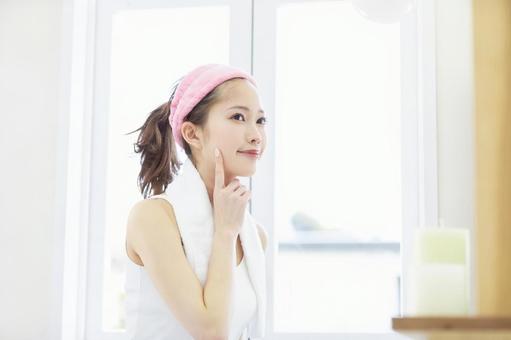 おこもり美容 自分磨き おこもり美容 自分磨き 女性,人物,ビューティの写真素材
