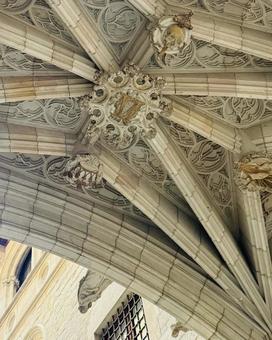 ビズビエ橋のドクロ ビズビエ橋のドクロの写真