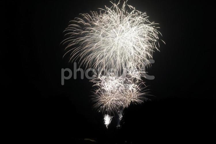 夏花火　夏の夜空 屋外,花火,花火大会の写真素材