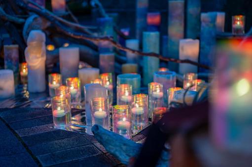 A fantastic night view of glass candles, JPG A fantastic night view of glass candles, JPG