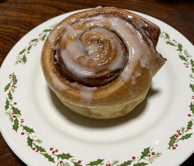 シナモンロールシュガーたっぷり シナモンロール,パン,菓子パンの写真素材