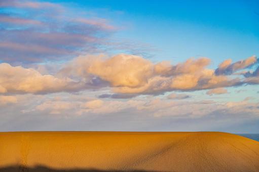 鳥取県　鳥取砂丘の風景 鳥取砂丘,日本の風景,自然の写真素材