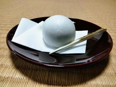 茶菓子 茶菓子 茶菓子,饅頭,黒文字の写真素材