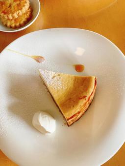 カフェのチーズケーキ ケーキ,チーズケーキ,カフェの写真素材