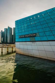 【シンガポール】マリーナベイサンズの周辺 マリーナベイサンズ,シンガポール,ベイフロントの写真素材