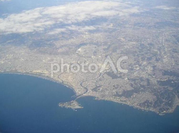 羽田空港～伊丹空港　　空路 東京湾,空路,飛行機の写真素材