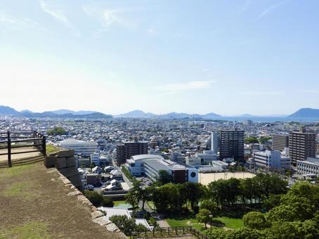丸亀城から見渡す讃岐平野 丸亀城から見渡す讃岐平野 丸亀市,丸亀城,亀山公園の写真素材