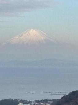 朝日に照らされる富士山2 朝日に照らされる富士山2の写真