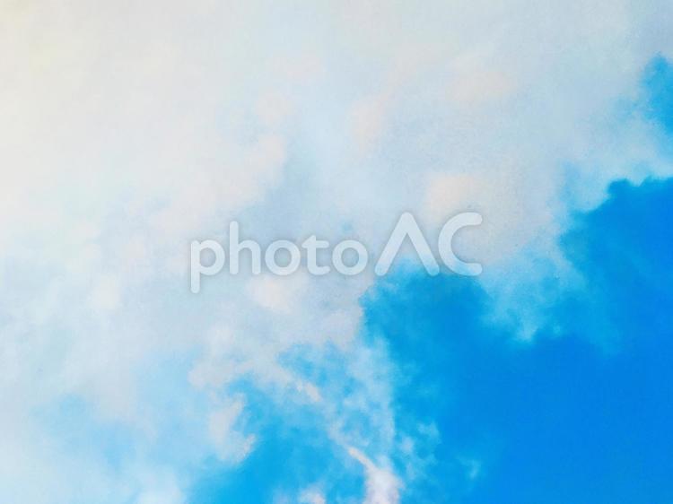 美しい青空　白い雲　晴れ 美しい青空,白い雲,晴れの写真素材