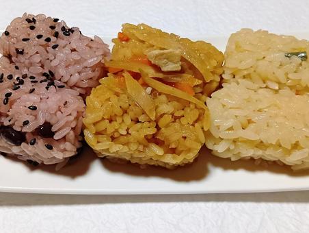 おこわ3種 おこわ3種 おこわ,もち米,料理の写真素材