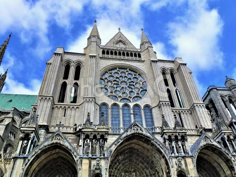 見上げた空（海外にて） フランス,ヨーロッパ,海外旅行の写真素材