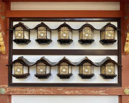 灯籠 灯籠 和風,夏,お寺の写真素材