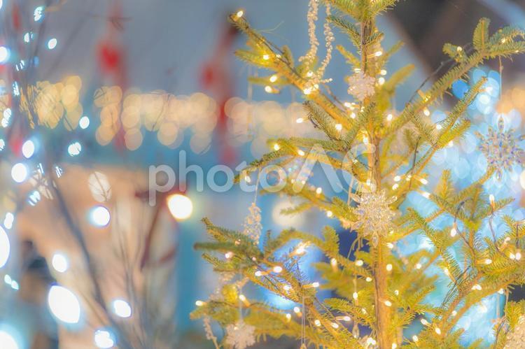 煌びやかなクリスマスイメージ クリスマス,イルミネーション,飾りの写真素材