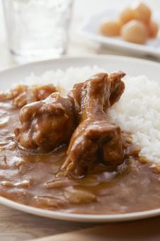 ホロっと柔らかい鶏手羽元カレー ホロっと柔らかい鶏手羽元カレー 手羽元カレー,カレーライス,手羽元の写真素材