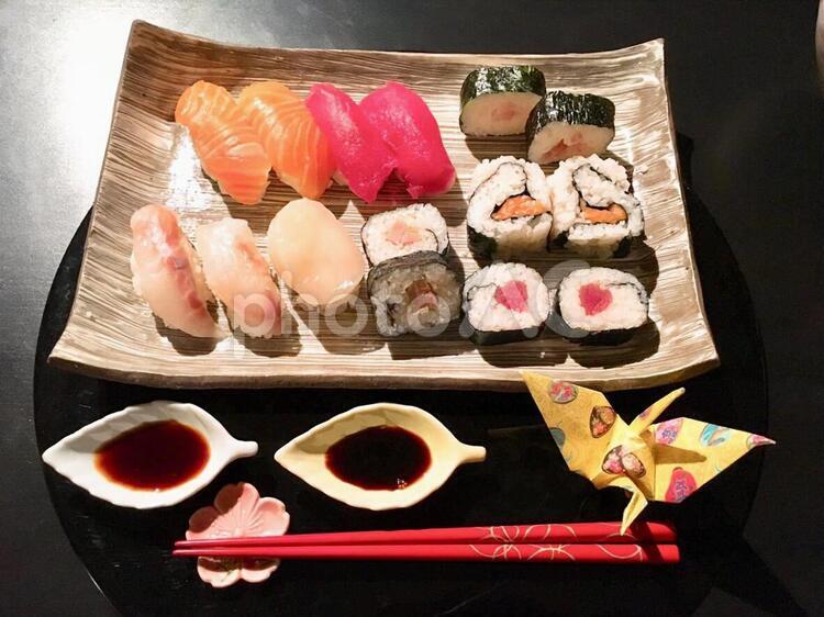 お寿司の盛り合わせ 寿司,食事,食べ物の写真素材