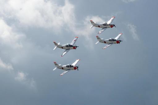 青空が広がる日本・芦屋航空祭 飛行機,航空機,旅客機の写真素材