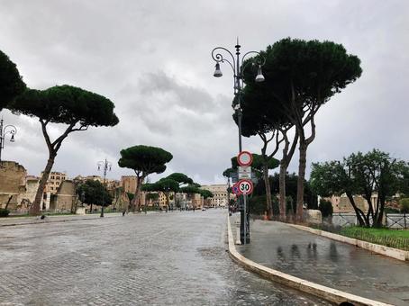イタリア、ローマの街並みと建物 イタリア、ローマの街並みと建物の写真